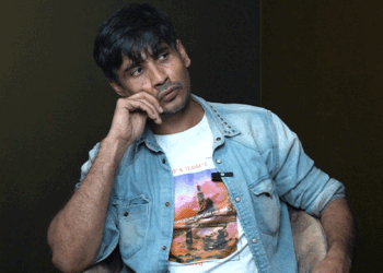 Rejected the offer of a big South film for NSD | एनएसडी के लिए साउथ की बड़ी फिल्म का ऑफर ठुकराया: मिल्खा सिंह बनने की हुई थी कास्टिंग, शाहिदुर रहमान बोले- सपने बनते और टूटते हैं