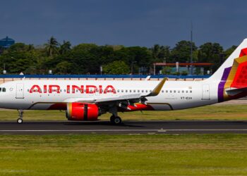 AIR INDIA की फ्लाइट्स दिल्ली समेत कई एयरपोर्ट्स पर 1 घंटे+ रही लेट, हो गया था ये बड़ा लोचा