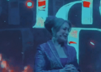 Madhuri Dixit’s Toronto show organisers issue statement on controversy | माधुरी दीक्षित के टोरंटो शो विवाद पर आयोजकों का बयान: कहा- एक्ट्रेस की टीम ने गलत टाइम बताया; देरी में हमारी कोई गलती नहीं थी