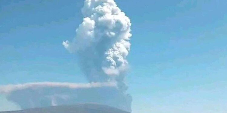 भारत की ओर बढ़ी हेली गुब्बी ज्वालामुखी की राख, एयरलाइंस सतर्क, जारी किया बयान