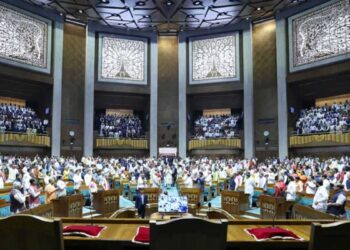 बीमा कानूनों में होने जा रहा है बड़ा बदलाव, संसद के शीतकालीन सत्र में पेश किए जाएंगे 9 आर्थिक विधेयक