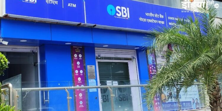 SBI से लेना है Electric Car Loan? कितनी होनी चाहिए आपकी इनकम? जानें ब्याज दर और डॉक्यूमेंट्स लिस्ट