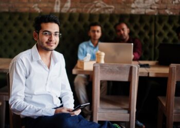 6 साल में भारत में बदल गया नौकरी का चेहरा! लोगों ने सैलरी छोड़ अपनाया बिजनेस; सेल्फ-एम्प्लॉयमेंट की सबसे तेज ग्रोथ