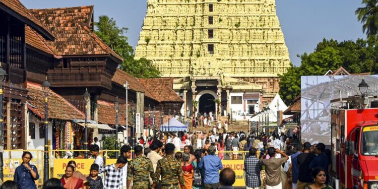 तिरुवनंतपुरम: पद्मनाभस्वामी मंदिर से गायब हुआ सोना हुआ बरामद, पुलिस जांच में सामने आई चौंकाने वाली ये बात