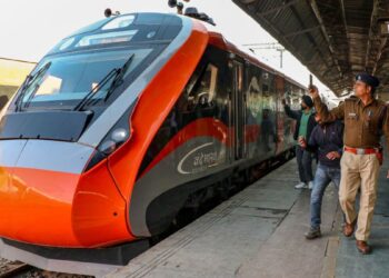 देश को मिलेगी 4 नई वंदे भारत ट्रेन, पीएम मोदी 8 नवंबर को दिखाएंगे हरी झंडी- चेक करें रूट