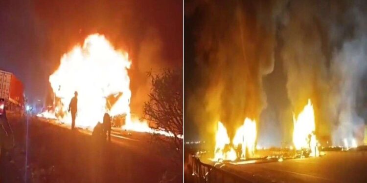 कर्नाटक के चित्रदुर्ग में आग का गोला बनी बस, 10 से ज्यादा यात्री जिंदा जले