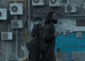 Dhurandhar’s midnight show begins after huge public demand, film enters 300 cr box office club | धुरंधर के मिड नाइट शो शुरू: दर्शकों की भारी डिमांड के बाद मुंबई-पुणे में जोड़े गए शो, 9 दिनों में कमाई हुई 300 करोड़ पार