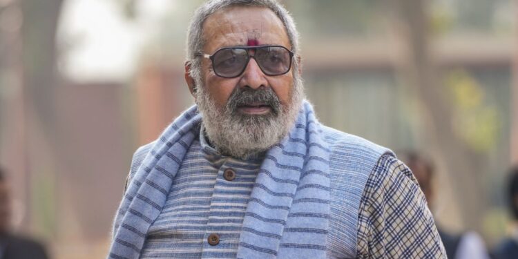 ‘मस्जिद के पास अतिक्रमण है तो क्या वह नहीं हटेगा’, जानें चौमू में पत्थरबाजी पर क्या बोले गिरिराज?