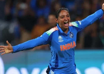 मैदान पर भारत की जीत का जश्न, मगर हरमनप्रीत के चेहरे पर स्लो ओवर रेट की चिंता