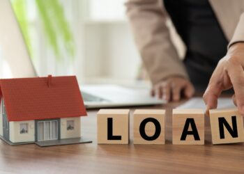 Home Loan EMI Calculator: 50 लाख के होम लोन पर आप भी बचा सकते हैं 15-18 लाख रुपये, CA ने बताया स्मार्ट तरीका