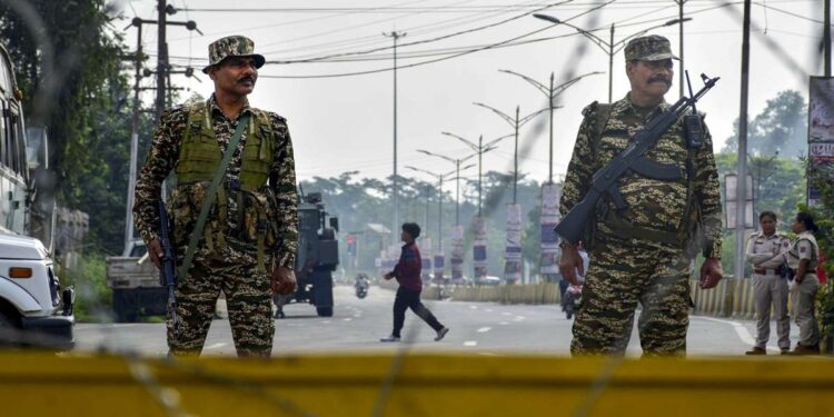 मणिपुर में फिर बढ़ा तनाव, तोरबंग में लौटे विस्थापितों पर फायरिंग, 1 घायल; दहशत में आ गए लोग