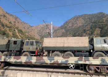 सेना के लिए ये रेलवे लाइन बनी वरदान! अब सीधे बॉर्डर तक ऐसे पहुंच रहे टैंक और हथियार