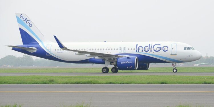 IndiGo के खिलाफ कड़ी कार्रवाई की तैयारी में सरकार, हजारों की संख्या में फ्लाइट्स कैंसिल किए जाने की जांच जारी