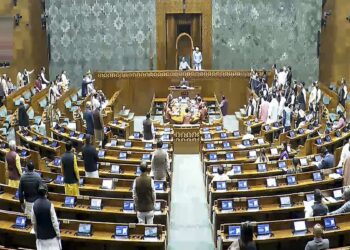 Parliament Winter Session LIVE: लोकसभा की कार्यवाही शुरू होते ही हंगामा, ‘जी राम जी’ बिल आज होगा पेश