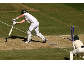 MCG pitch row: दो दिन में खत्म हुआ एशेज, क्यूरेटर ने मानी गलती, आर्थिक नुकसान