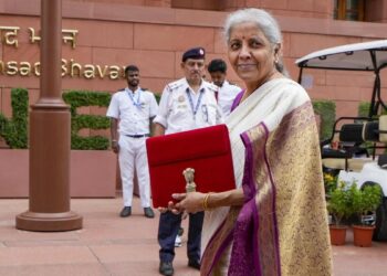 क्या इस बार रविवार को पेश होगा यूनियन बजट? वित्त मंत्री निर्मला सीतारमण का होगा 9वां बजट