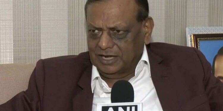 ‘शवों के दाह संस्कार और होलिका दहन से निकलती है CO2’, सपा सांसद ने दिया विवादास्पद बयान