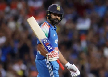 India vs South Africa ODI | Rohit Sharma अब 41 रन बनाते ही बनाएंगे इंटरनेशनल क्रिकेट में ये खास रिकॉर्ड, बन सकते हैं चौथे भारतीय!