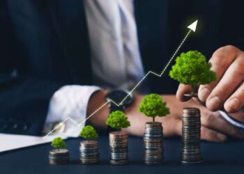 SIP Calculation: आपकी उम्र के अनुसार आपको हर महीने कितनी SIP करनी चाहिए? एक्सपर्ट ने आसान भाषा में समझाया