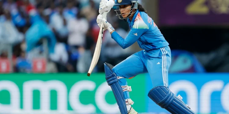 स्मृति मंधाना का जलवा बरकरार, ICC ODI रैंकिंग में फिर शीर्ष पर, दक्षिण अफ्रीकी खिलाड़ी को पछाड़ा