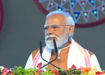 PM मोदी ने गुवाहाटी एयरपोर्ट के नए टर्मिनल का किया उद्घाटन, कांग्रेस पर लगाए NE की उपेक्षा के आरोप