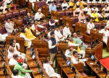 राज्य सरकार द्वारा पेश किया गया सप्लीमेंटरी बजट क्या होता है? आम बजट से यह कितना अलग है?