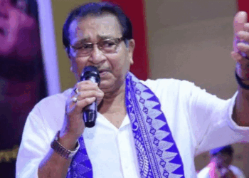 Samar Hazarika Passes Away in Guwahati | Bharat Ratna Bhupen Hazarikas Brother | संगीतकार समर हजारीका का गुवाहाटी में निधन: 75 साल की उम्र में ली अंतिम सांस, भारत रत्न भूपेन हजारीका के सबसे छोटे भाई थे