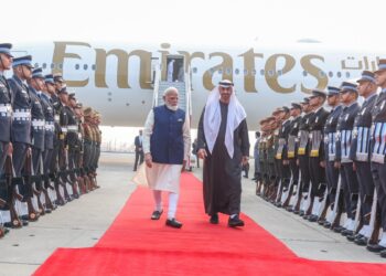 भारत पहुंचे UAE के राष्ट्रपति शेख मोहम्मद बिन ज़ाईद अल नाहयान, पीएम मोदी ने एयरपोर्ट पर किया स्वागत