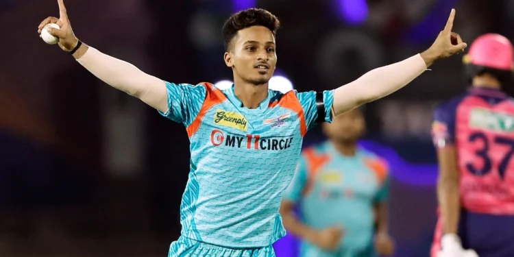 Ayush Badoni का ऑलराउंडर सफर: गेंदबाज़ी ने बदली किस्मत, भारत की वनडे टीम तक पहुँचे