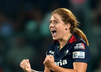 De Klerk की शानदार गेंदबाजी से आरसीबी ने यूपी वॉरियर्स को आठ विकेट पर 143 रन पर रोका