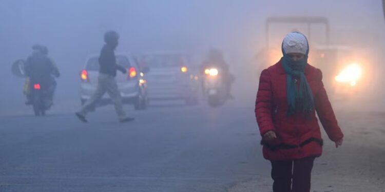 आज का मौसम 13 जनवरी 2026: दिल्ली में आज भी पड़ेगी कड़ाके की ठंड, यूपी-बिहार समेत अन्य राज्यों का भी जानें हाल