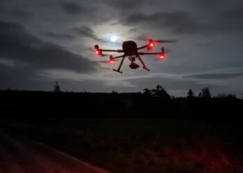 पाक की नापाक चाल जारी, जम्मू कश्मीर के सांबा में फिर दिखा ड्रोन, पाकिस्तान की तरफ से आया