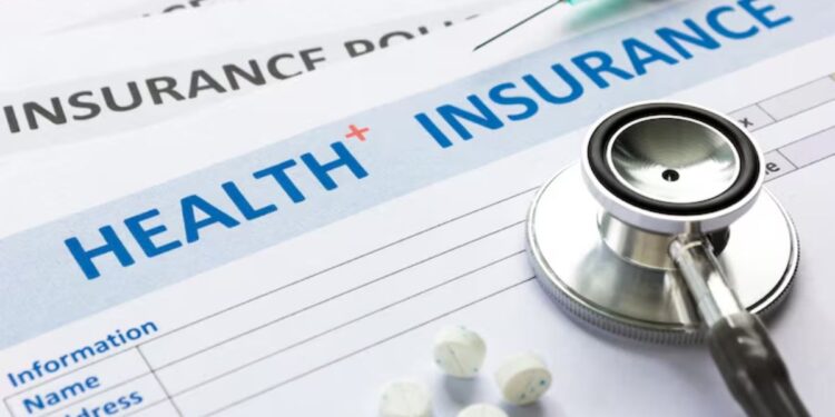 CGHS लाभार्थियों के लिए लॉन्च हुआ परिपूर्ण मेडिक्लेम आयुष बीमा, जानें क्या मिलेगा फायदा