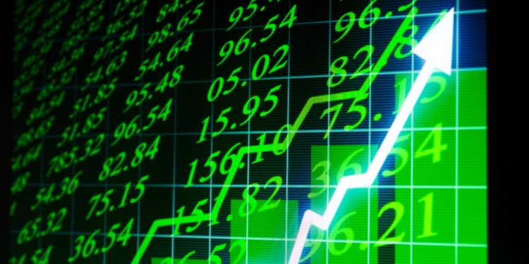 डिफेंस स्टॉक बना रॉकेट! $10 लाख का विदेशी ऑर्डर मिलते ही लगा 5% का अपर सर्किट, क्या आपके पास है यह मल्टीबैगर?