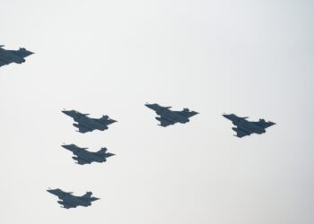 26 जनवरी को आसमान में दिखेगा ‘सिंदूर’, खास संरचना में उड़ेंगे राफेल, S-30 और जगुआर फाइटर जेट