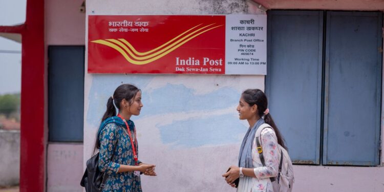Post Office की इस स्कीम में करें निवेश, हर महीने मिलेगा 5550 रुपये का फिक्स ब्याज- जानें कैसे