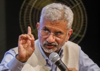 वेनेजुएला में अमेरिका की कार्रवाई के बाद भारत सरकार की एडवाइजरी, गैर जरूरी यात्राओं से बचें, हेल्पलाइन नंबर भी जारी