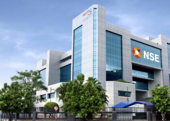 लगातार 5 दिनों की गिरावट के बाद शेयर बाजार ने ली राहत, सेंसेक्स 302 और निफ्टी 107 अंक चढ़ा