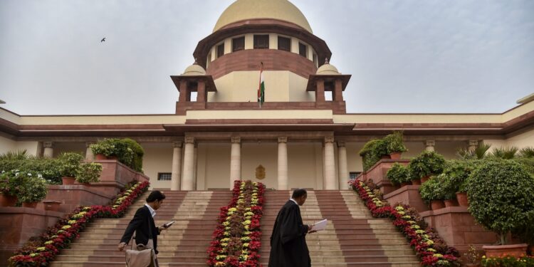 ‘अदालतें कोई युद्ध का मैदान नहीं… जो पति-पत्नी यहां आकर अपने झगड़े सुलझाएं’, जानिए ऐसा क्यों बोला सुप्रीम कोर्ट?