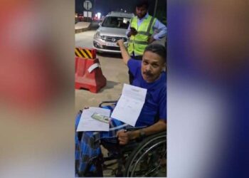 VIDEO: व्हीलचेयर पर बैठे सैनिक का अपमान, टोल कर्मी ने मांगी माफी, पर NHAI ने नियमों का हवाला देकर पल्ला झाड़ा