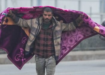 ठंड की चपेट उत्तर भारत, इन राज्यों में बर्फबारी के आसार; इन जगहों पर बारिश का अलर्ट