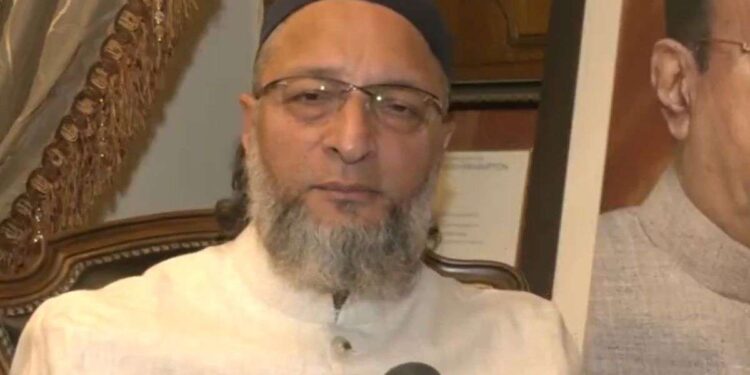 “… तो वे पाकिस्तान की भाषा बोल रहे हैं”, किस पर भड़के ओवैसी, जानिए क्यों ऐसा कहा?