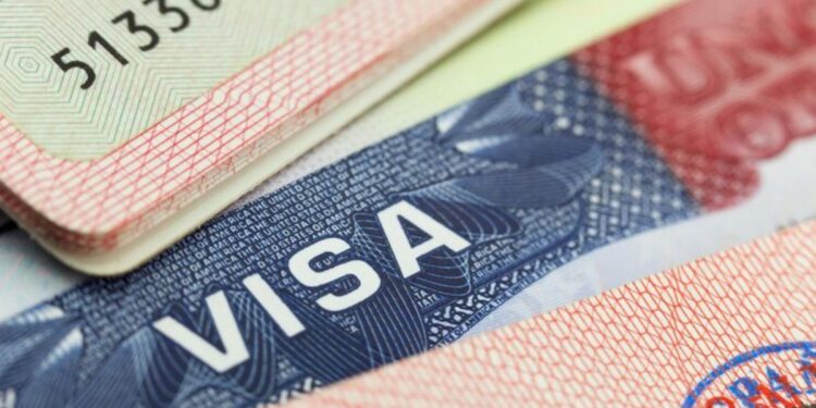 अमेरिका ने 75 देश के नागरिकों के लिए बंद की वीजा प्रोसेसिंग- लिस्ट में रूस, ब्राजील, थाईलैंड जैसे देश भी शामिल