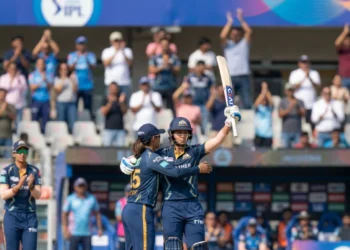 Gautami Naik के बल्ले का कमाल, RCB ने WPL में Gujarat Giants को दी करारी शिकस्त