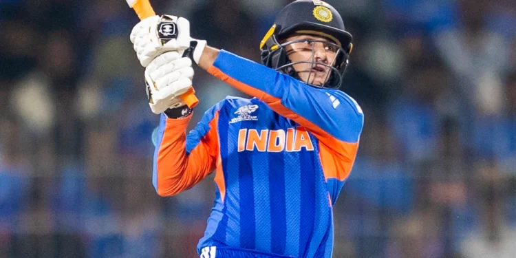 Abhishek Sharma का रक्षात्मक खेल देखकर हैरान हूँ, Sunil Gavaskar ने की युवा बल्लेबाज की प्रशंसा, साथ ही दी बड़ी चेतावनी