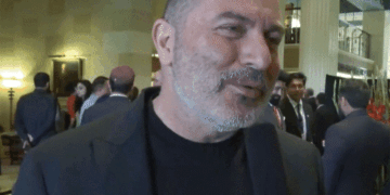 'यह हमारे लिए बहुत बड़ा सम्मान है':वेब सीरीज ‘फौदा’ के क्रिएटर लियोर राज ने पीएम मोदी से मुलाकात को बताया खास पल