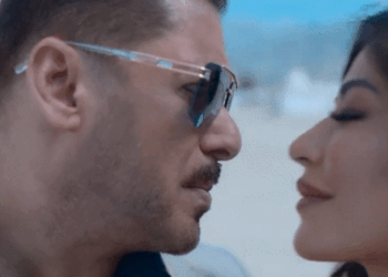 वैलेंटाइन डे पर 'बैटल ऑफ गलवान' का रोमांटिक सॉन्ग रिलीज:गाने 'मैं हूं' में दिखी सलमान खान और चित्रांगदा सिंह की लविंग केमिस्ट्री