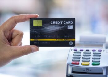 एक EMI चूकते ही बढ़ जाएगी आपकी परेशानी! क्रेडिट स्कोर गिरेगा और लोन महंगा, जानें कितना होगा नुकसान?