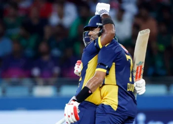 कप्तान Dasun Shanaka की Record तोड़ पारी, T20 World Cup में Sri Lanka ने Oman को बुरी तरह हराया