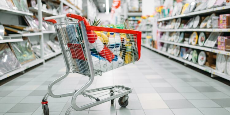 महंगाई का नया हमला! तेल, साबुन, दाल सब महंगे; गिरते रुपये ने बढ़ाई आम आदमी की टेंशन